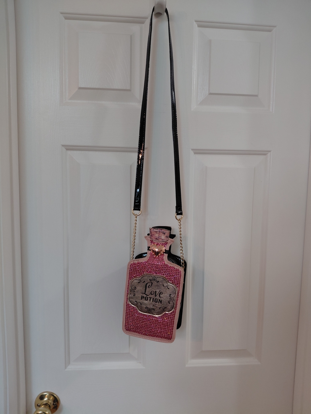 Betsey Johnson Pink Crystal 'Love Potion' Crossbody Bag - Picture 11 of 11